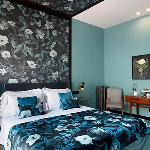 Bed & Breakfast Velona's Jungle Luxury, Firenze